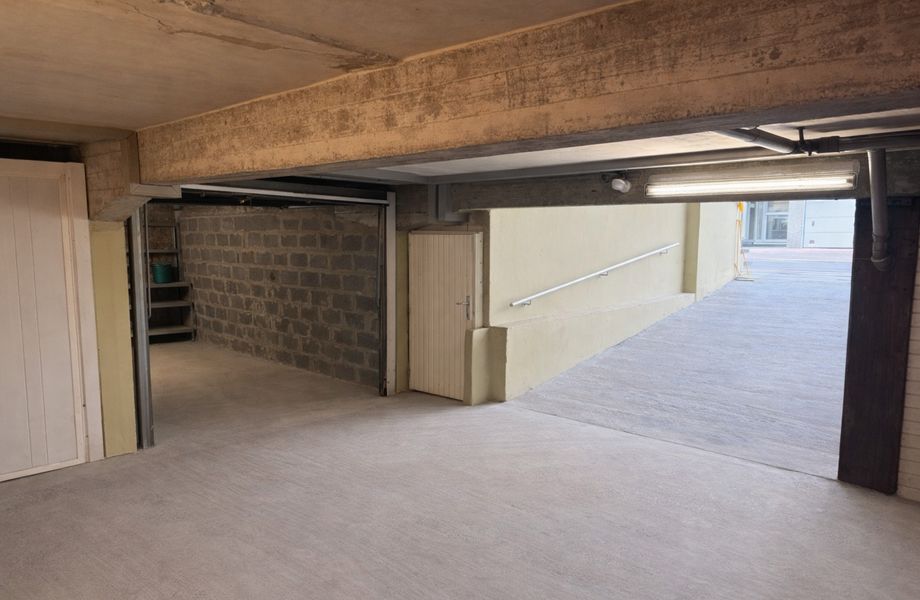 Garage + berging te huur in Middelkerke