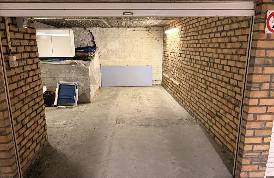 Garage + berging te koop in Westende
