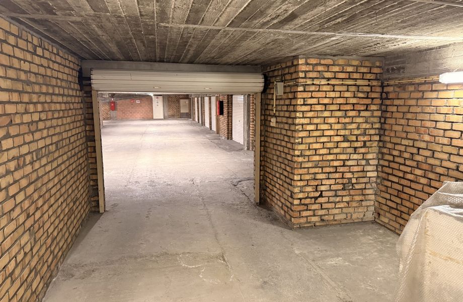 Garage + berging te koop in Westende