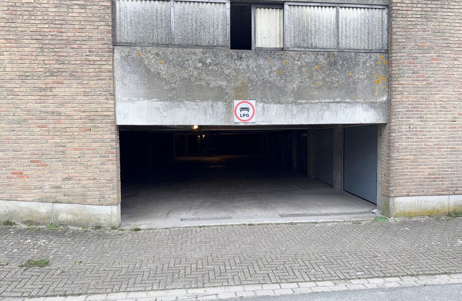 Garage (ferme) à vendre a Westende