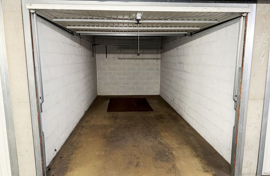 Garage (ferme) à vendre a Westende