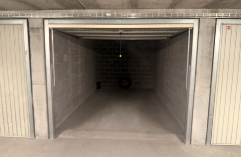 Gesloten garagebox te huur in Middelkerke