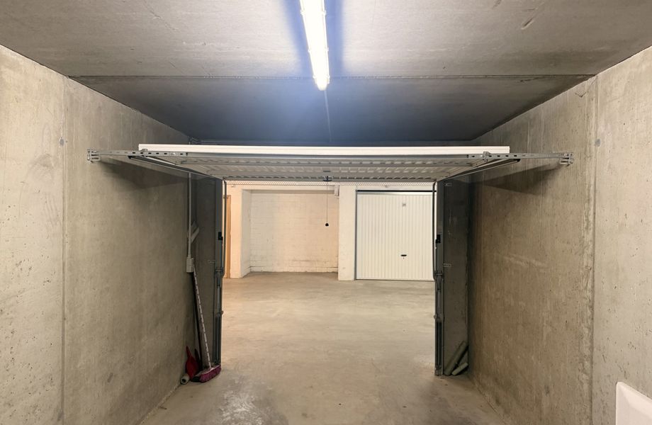 Gesloten garagebox te koop in Westende